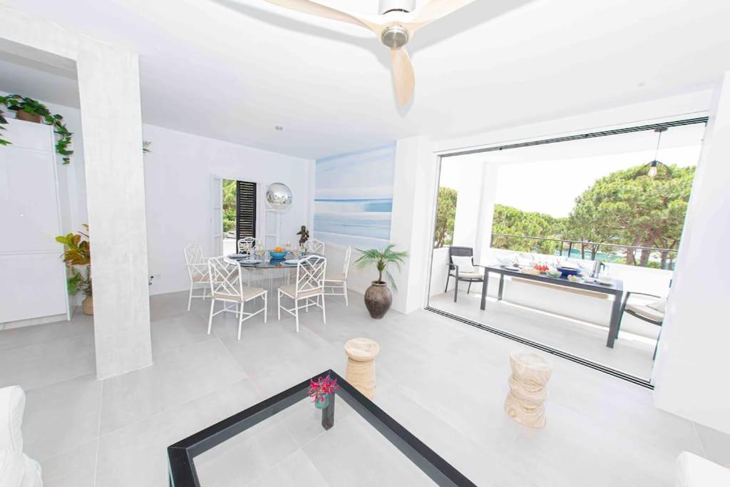 Beautiful 3bdrs Apartm. Seaviews/las Golondrinas/don Carlos Apartment Marbella